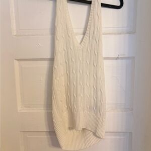 White Cable Knit Sleeveless Sweater